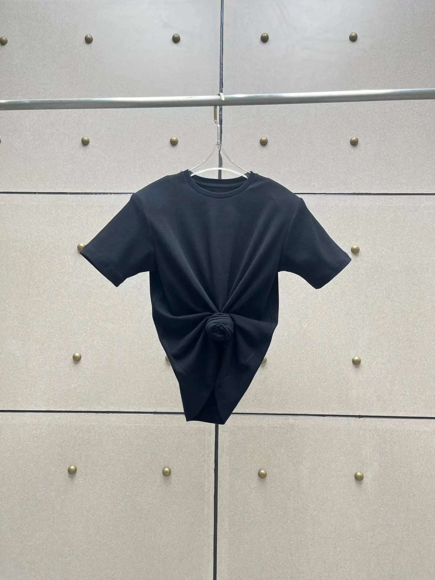 Y2K knotted twist knitted threaded round neck Top women fashionable and versatile navel padded shoulder short-sleeved T-shirt