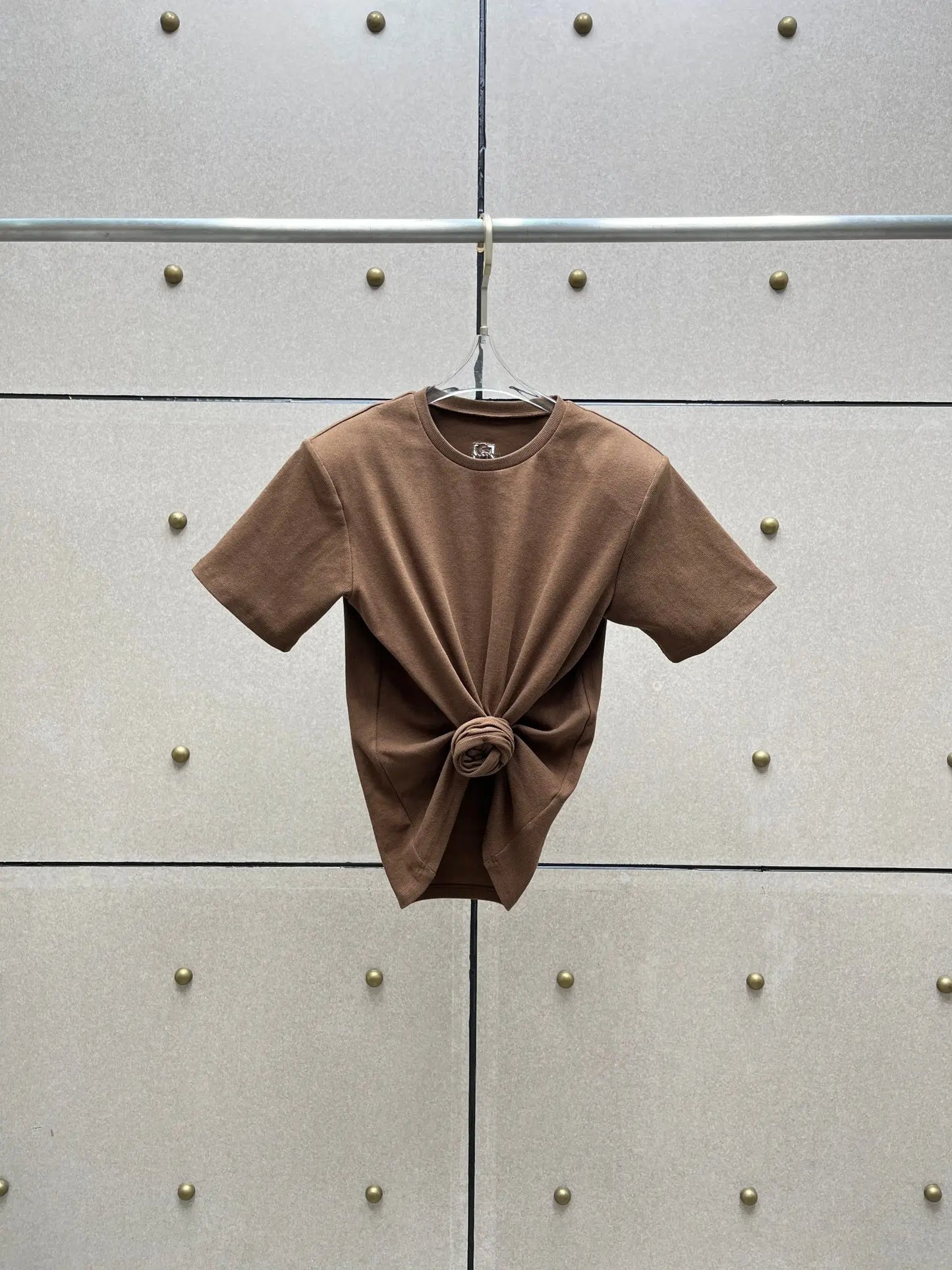 Y2K knotted twist knitted threaded round neck Top women fashionable and versatile navel padded shoulder short-sleeved T-shirt